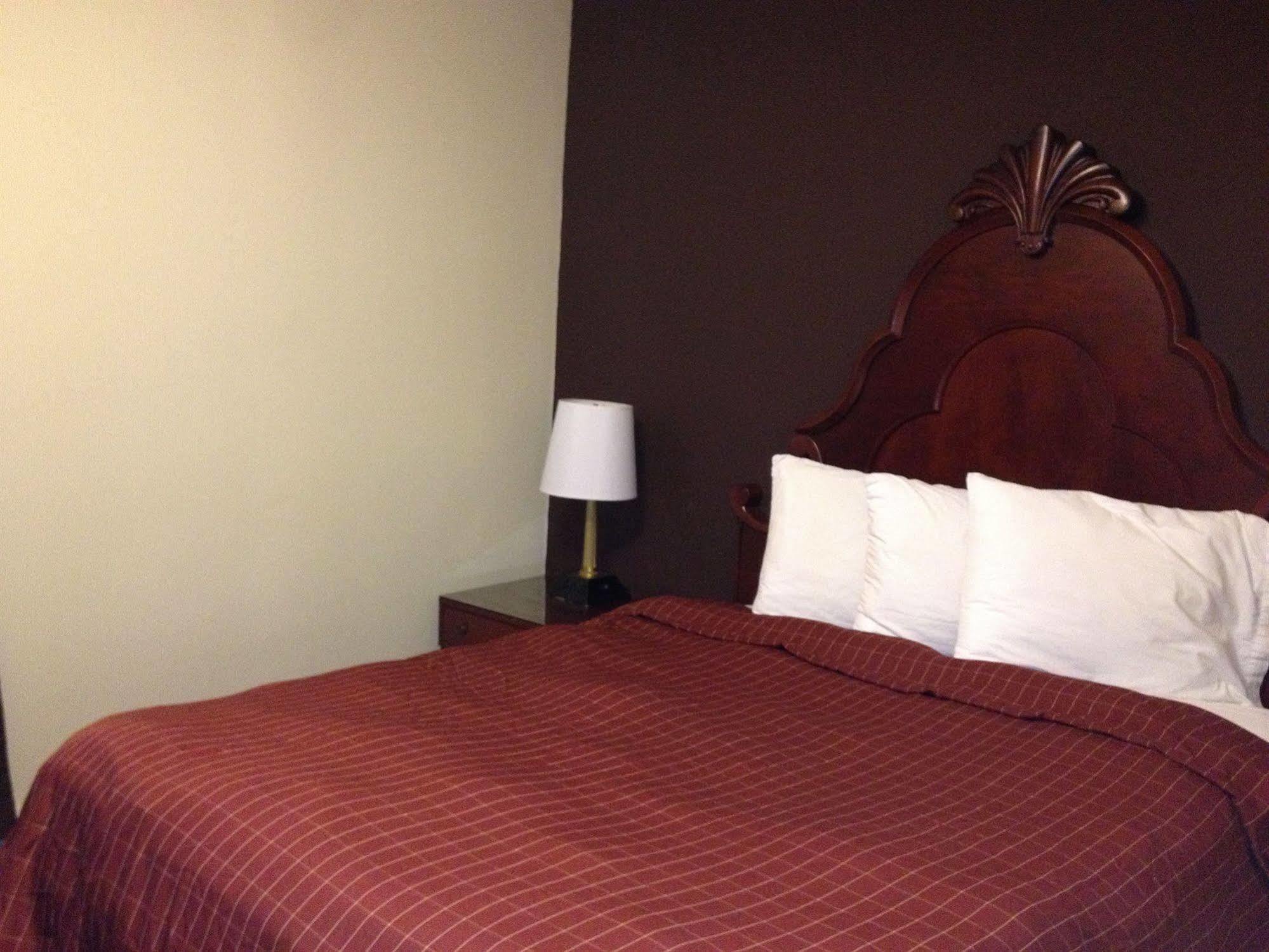 Midtown Motel & Suites Moncton Dış mekan fotoğraf